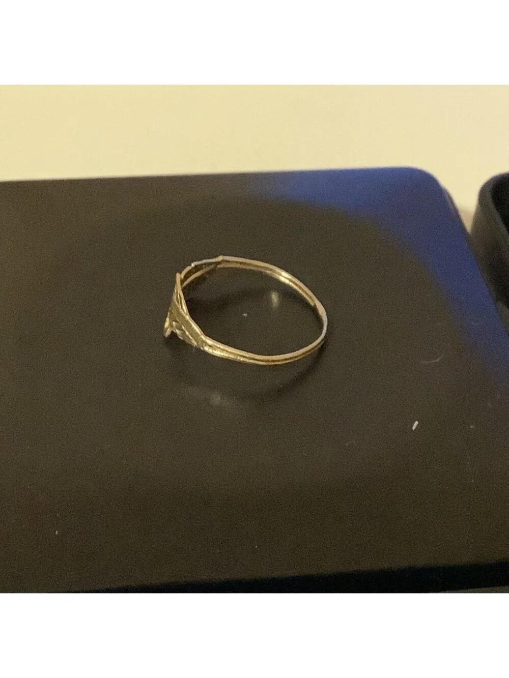14k Solid Yellow Gold Size 6/7 Vintage Women’s Ring, 0.9g